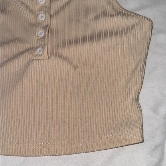 Tan Ribbed Button-Up Crop Top - Picture 3 of 5